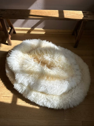 3 ineinander gelegte Sheep Donuts Farbe Creme