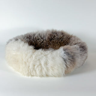 side view on sheep donut caramell and white Shore Clay
