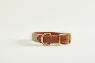 Tweed collar in colour Stone with leather