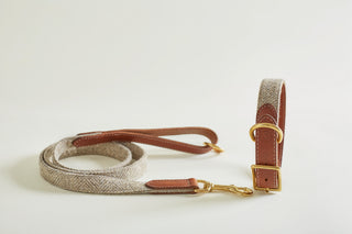 Tweed collar and lead with leather in colour Stone