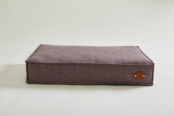 Dog Tweed Bed in Herringbone colour velvet